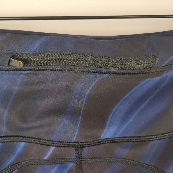 Athleta Accelerate Geode Crop Leggings sz XS - Picture 4 of 7